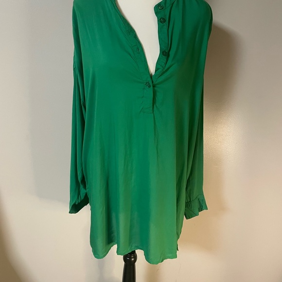 Studio Untold Henley loose fit oversized kelly green long sleeve button up 12/14 - Picture 8 of 10